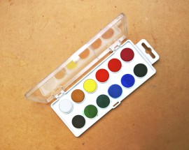 picture of plastic watercolor paint cases